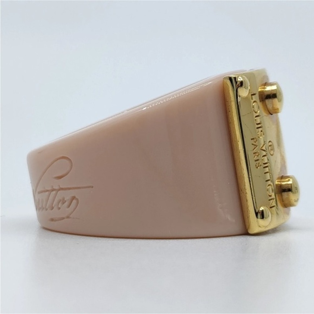 Louis Vuitton Lock Me Ring - Picture 4 of 9